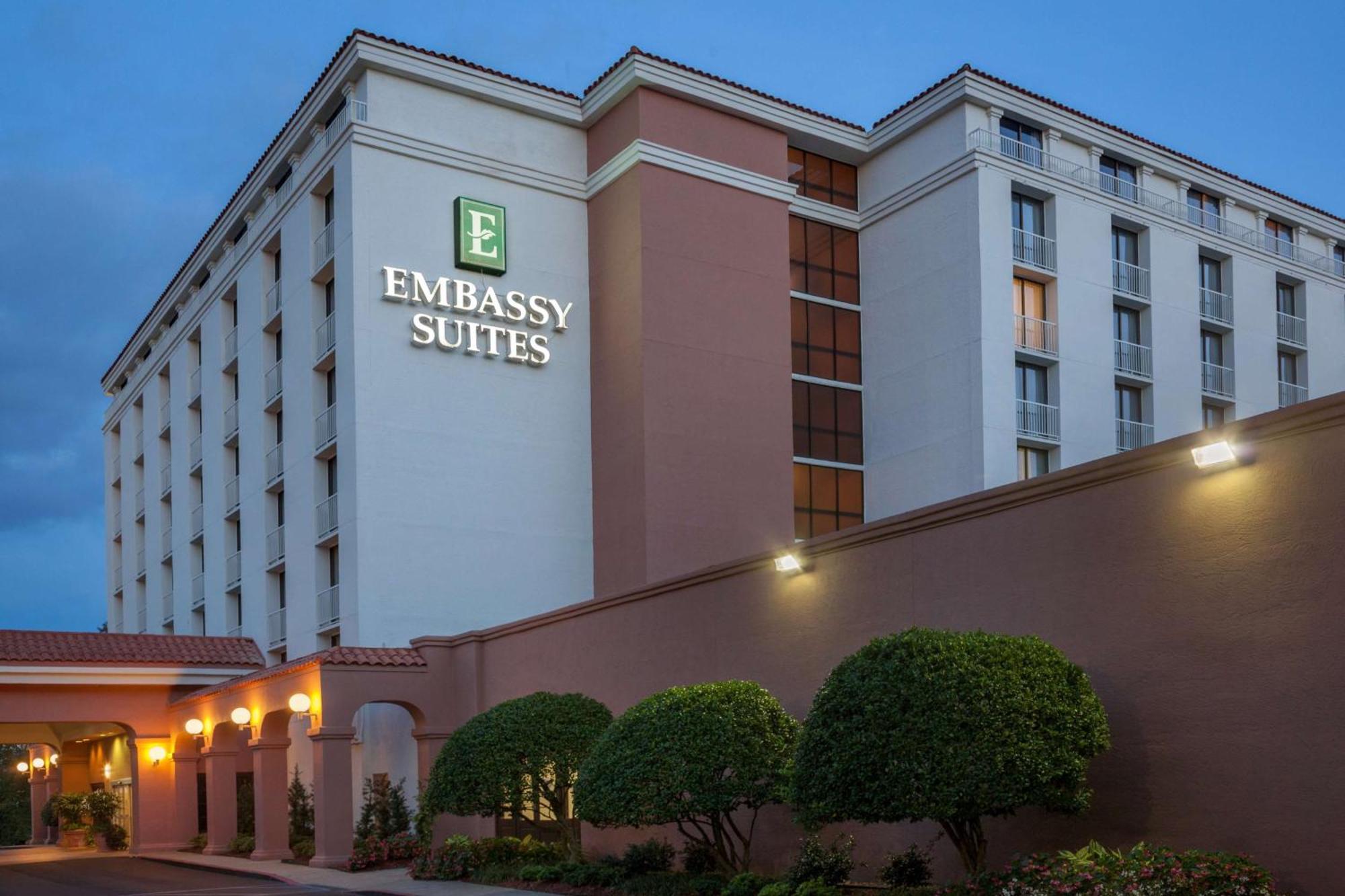 Embassy Suites Baton Rouge Ngoại thất bức ảnh