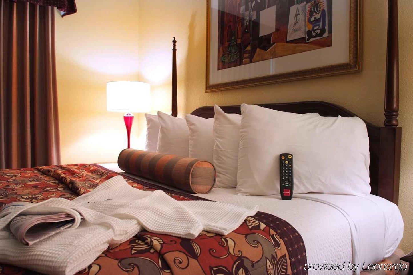 Embassy Suites Baton Rouge Phòng bức ảnh