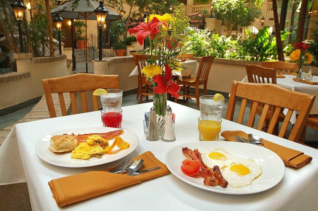 Embassy Suites Baton Rouge Nhà hàng bức ảnh
