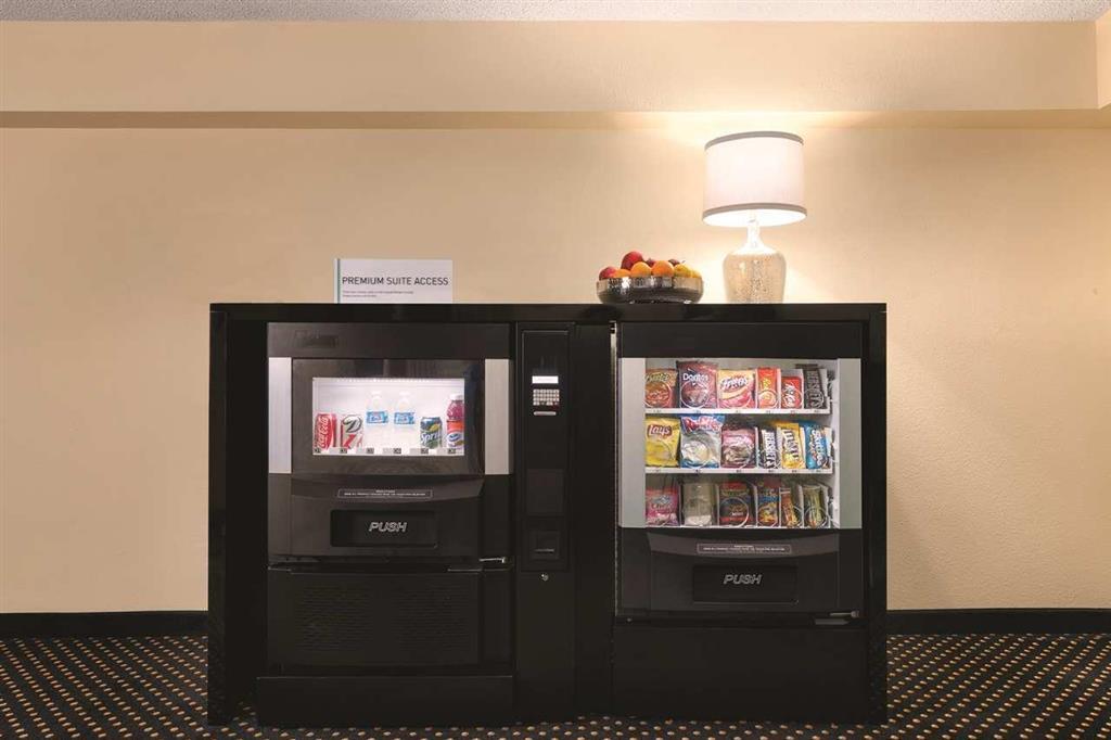 Embassy Suites Baton Rouge Tiện nghi bức ảnh